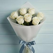 Букет 7 Белых роз Эдлесс Лав в Кулаково