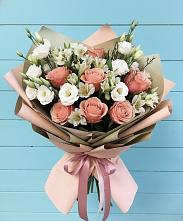 Букет цветов из:  Розы, Альстромерии и Лизиантусы в Кулаково