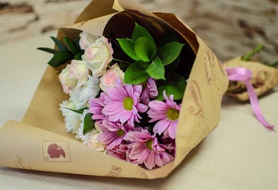 Букет цветов из: Розы и Хризантемы в Кулаково