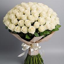 Букет 101 беля роза Белоснежка в Кулаково