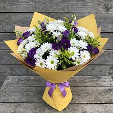 Букет цветов из:  Ирисы, Хризантемы и Ромашки в Кулаково