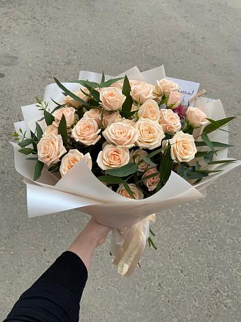 Букет Кремовые розы Латте в Кулаково