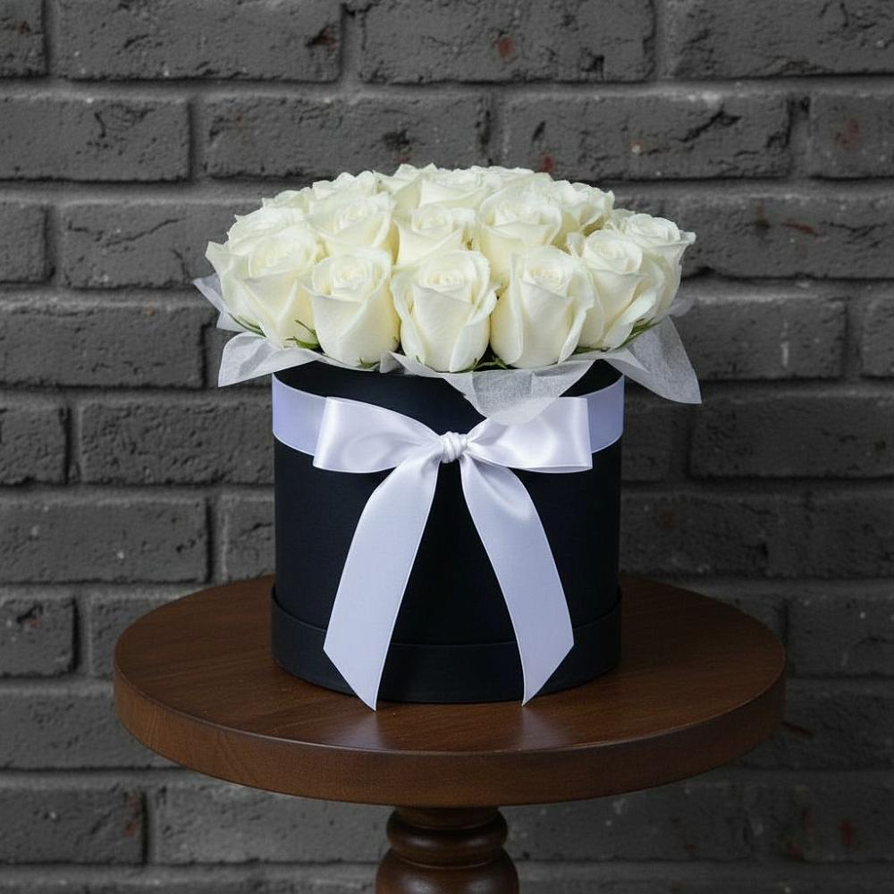 Цветочная композиция из Розы в шляпной коробке в Кулаково