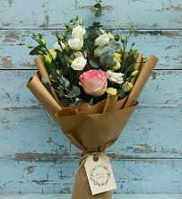 Букет цветов из:  Розы и Лизиантусы в Кулаково